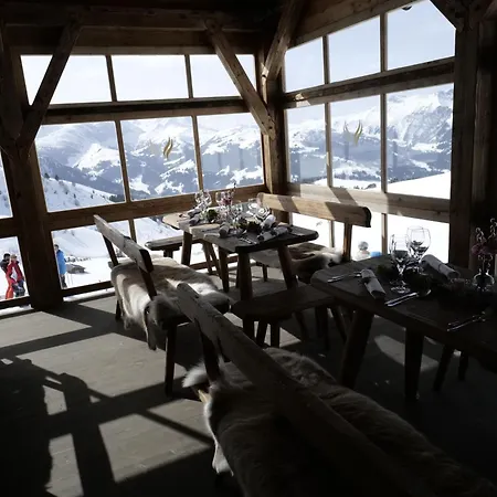 ホテル Hahnenmoos