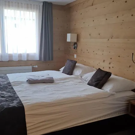 Hotel Hahnenmoos Adelboden