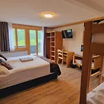 Hotel Hahnenmoos Adelboden